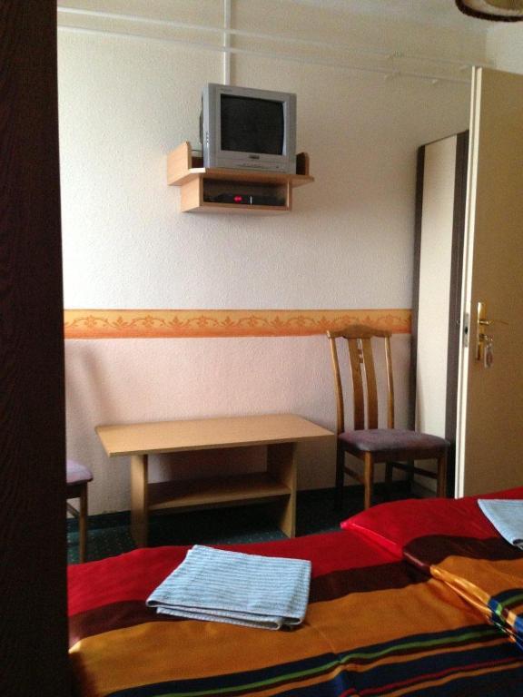 Bed and Breakfast Panoráma Panzió Tatabánya Camera foto